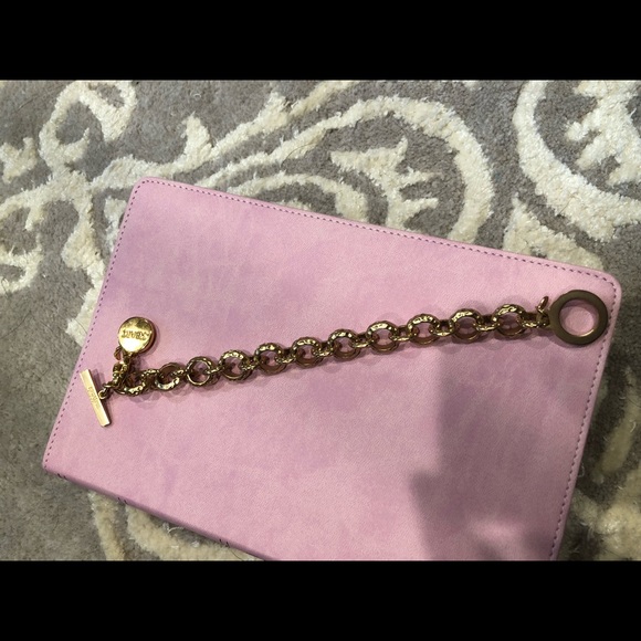 Fun summer gold charm bracelet - Picture 2 of 4